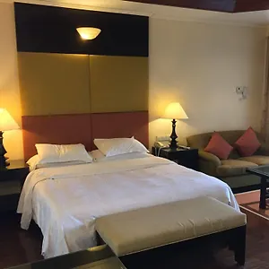 5* Resort Sheraton